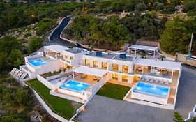 Villa Dione In Pefkos, Lindos Area
